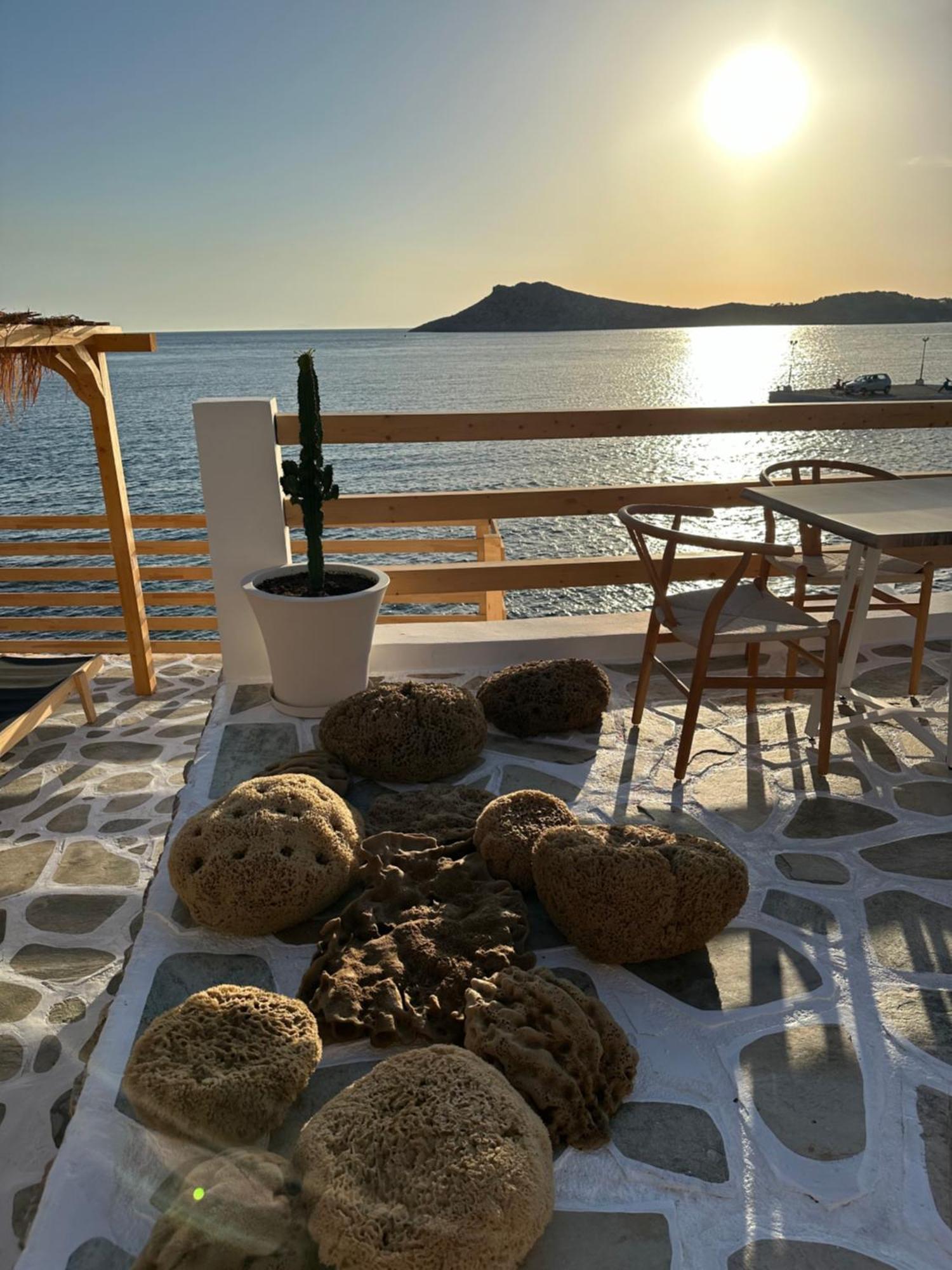 Spongia Hotel Suites & Spa Myrties Esterno foto