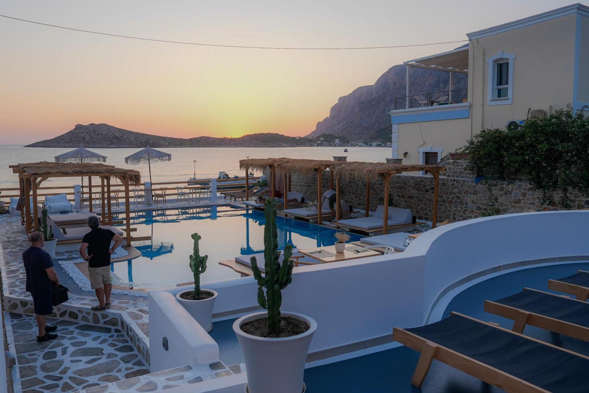 Spongia Hotel Suites & Spa Myrties Esterno foto